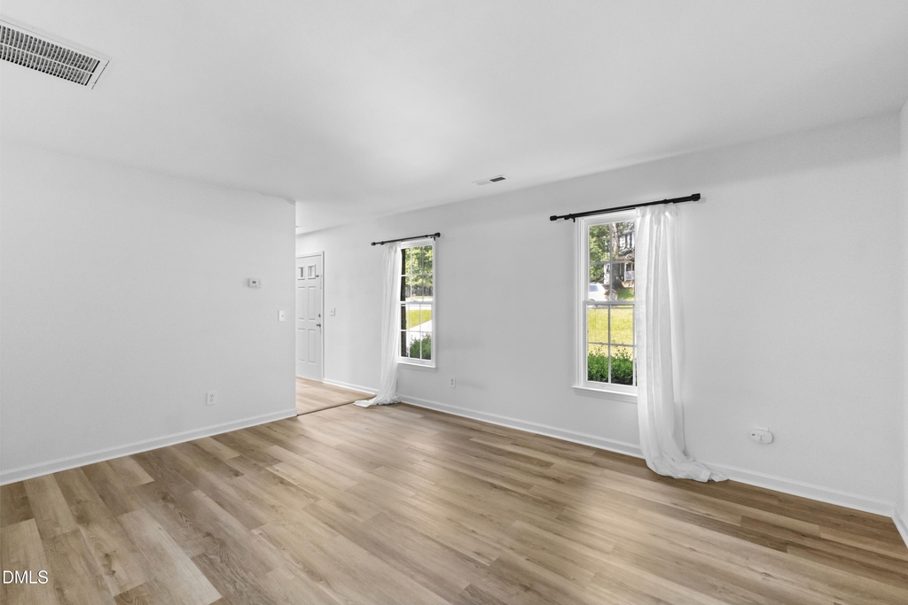 6649 Speight Circle - Photo 8