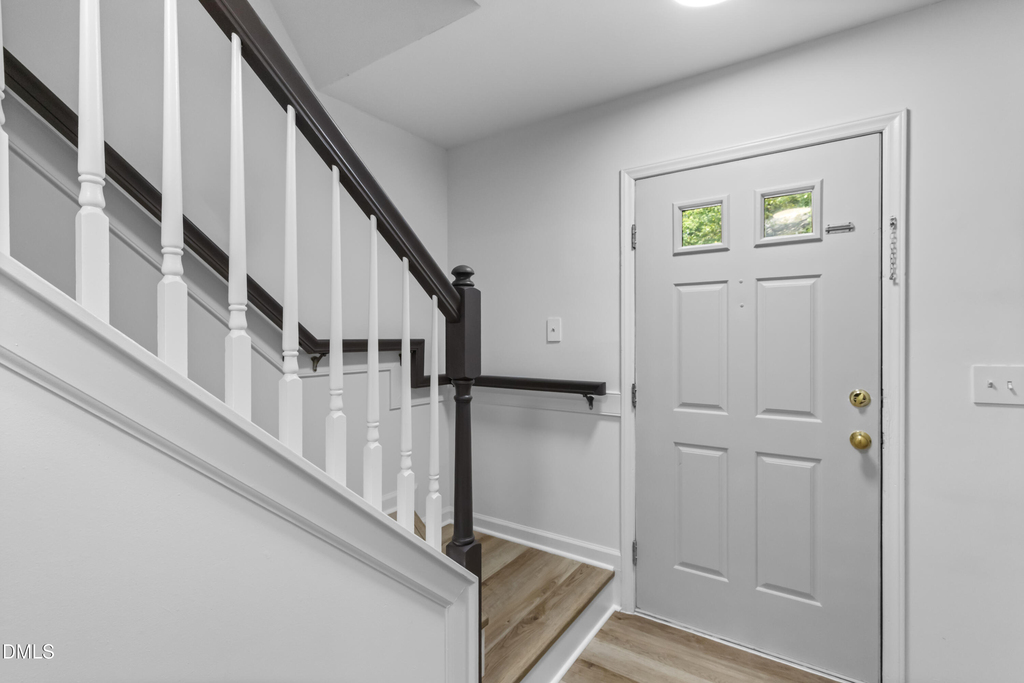 6649 Speight Circle - Photo 5