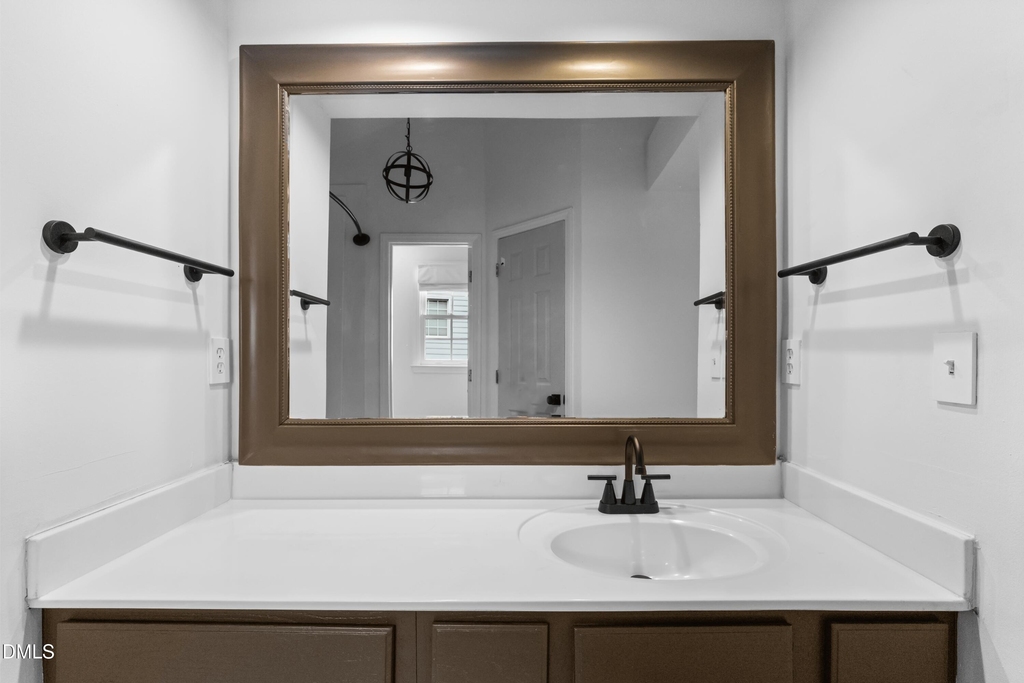 6649 Speight Circle - Photo 25