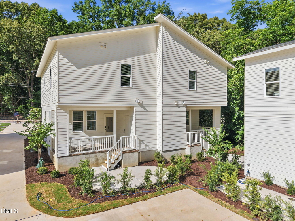 2815 Wilcox Place - Photo 4