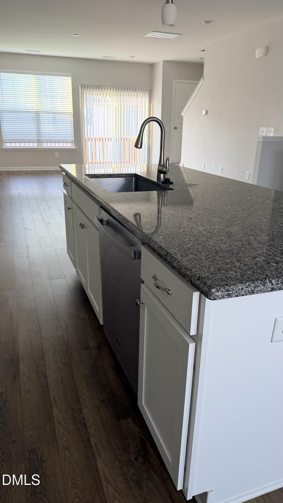1021 Commack Drive - Photo 5