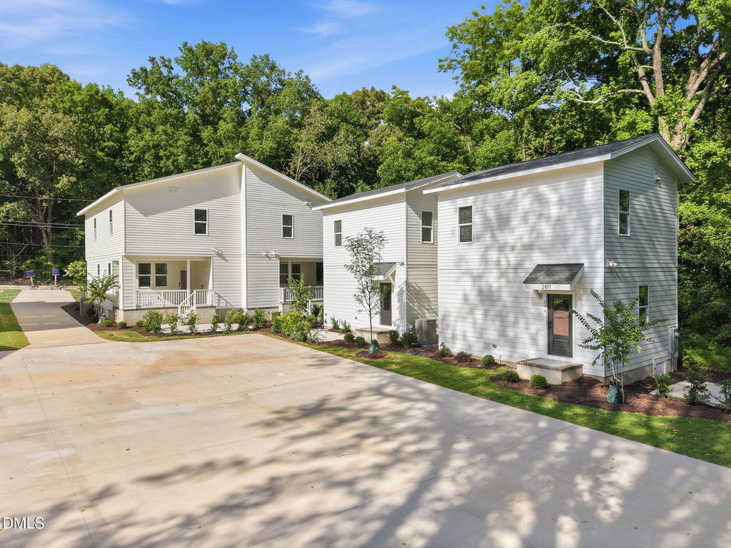 2819 Wilcox Place - Photo 11