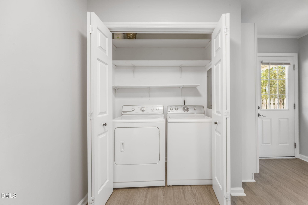 427 W Park Street - Photo 4
