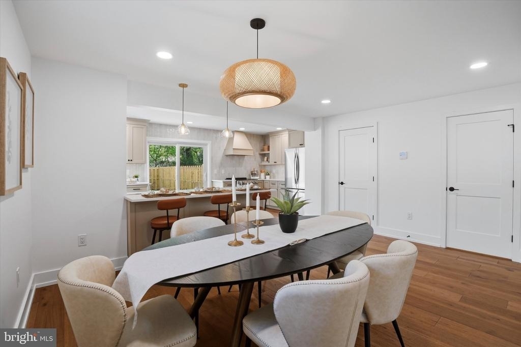 425 Grove Place - Photo 9