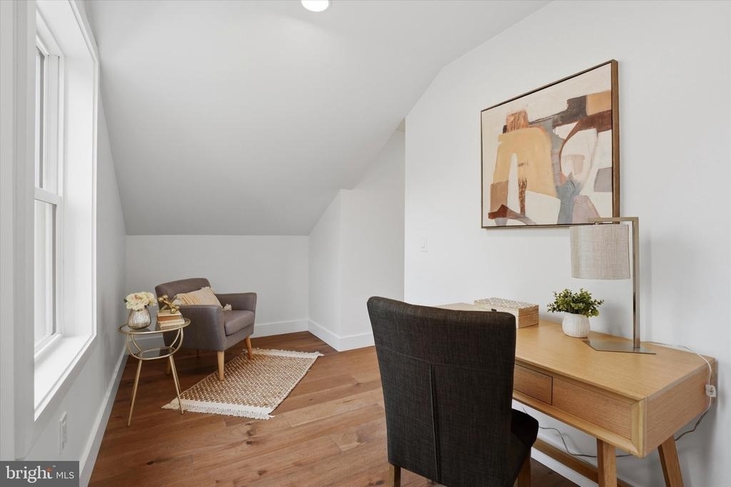 425 Grove Place - Photo 24
