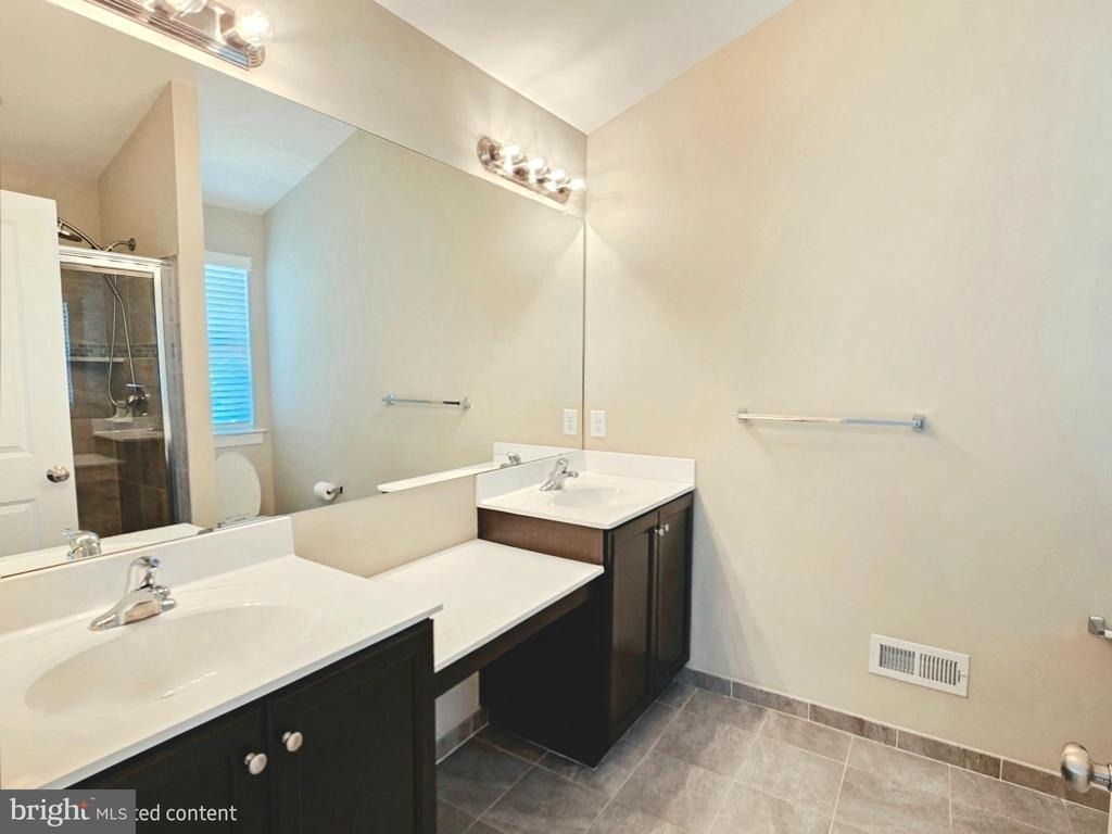 301 W Hamlin Avenue - Photo 12