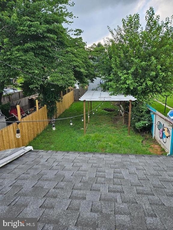 353 Jefferson Avenue - Photo 2