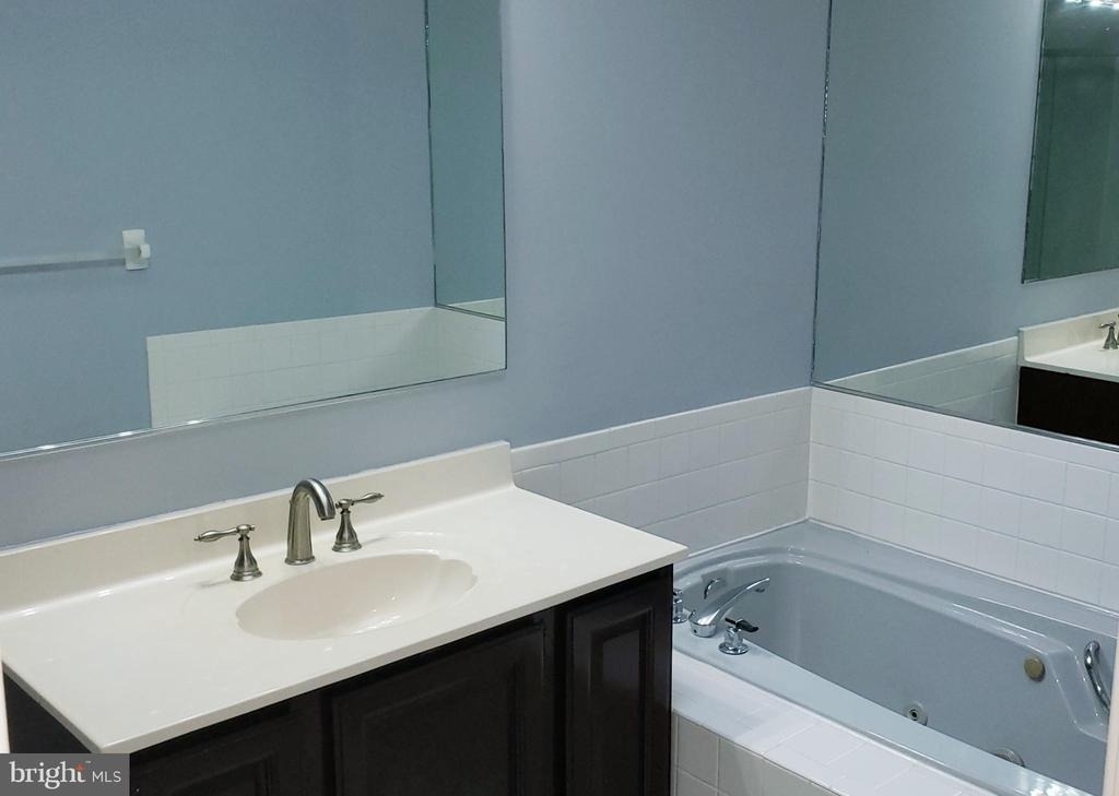 6 Halstead Place - Photo 16