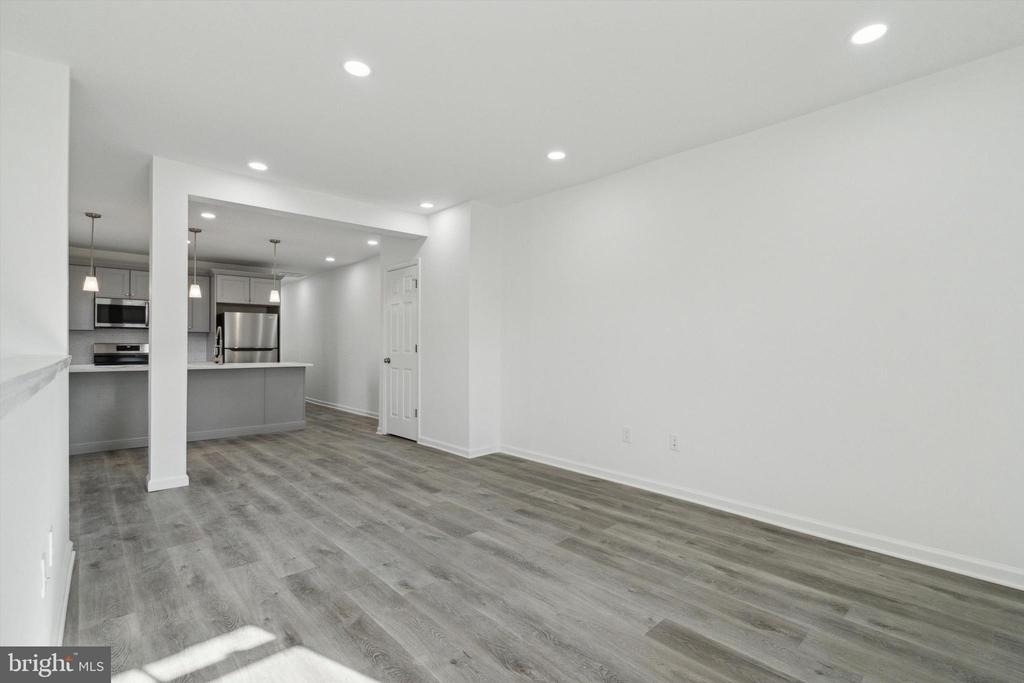146 Nassau Street - Photo 1