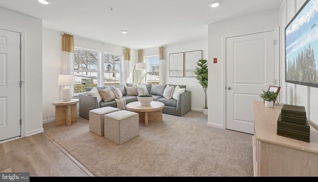 113 Spenser Way - Photo 2