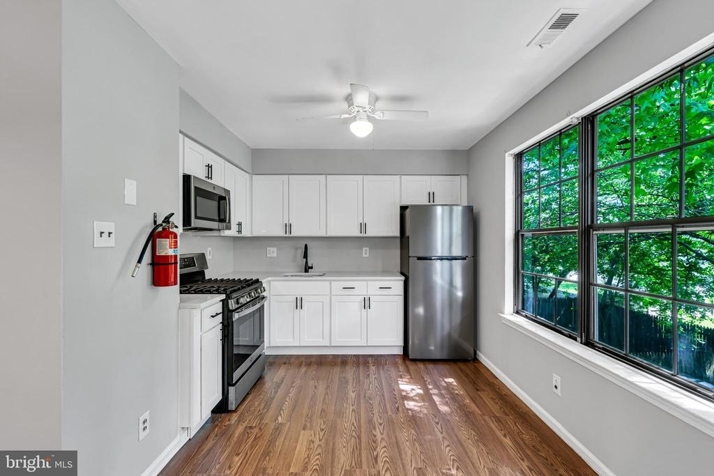 5 Harrington Lane - Photo 8