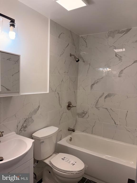 1294 Cooper Street - Photo 4