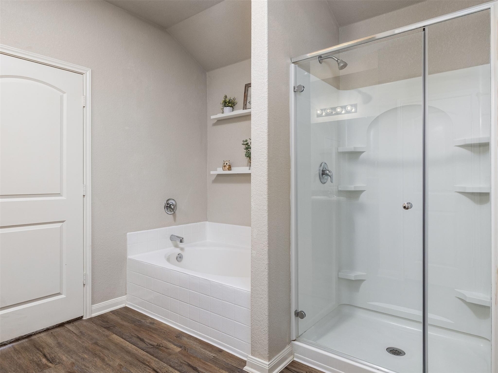 13712 Charles W Fairbanks Cv - Photo 9