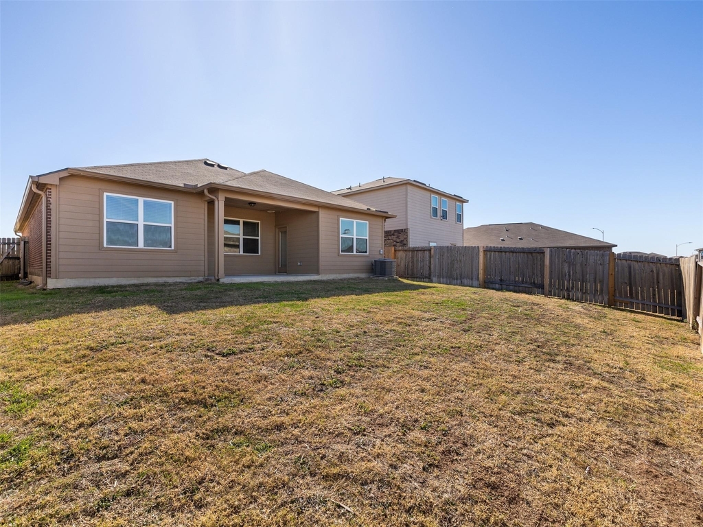 13712 Charles W Fairbanks Cv - Photo 13