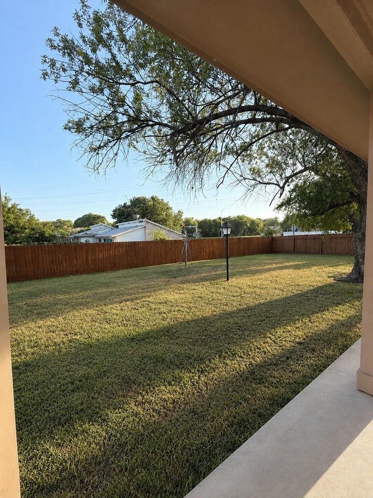 305 Starbright Dr - Photo 25