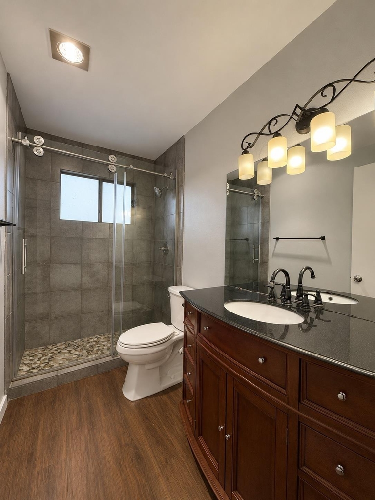 305 Starbright Dr - Photo 18