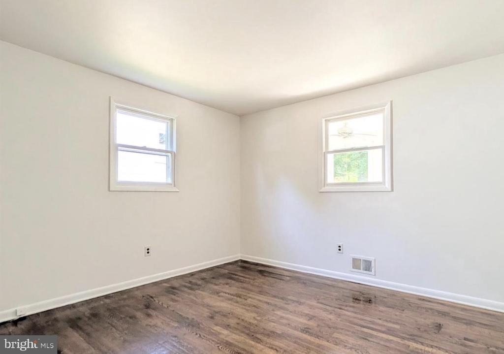 5725 Nevada Street - Photo 10