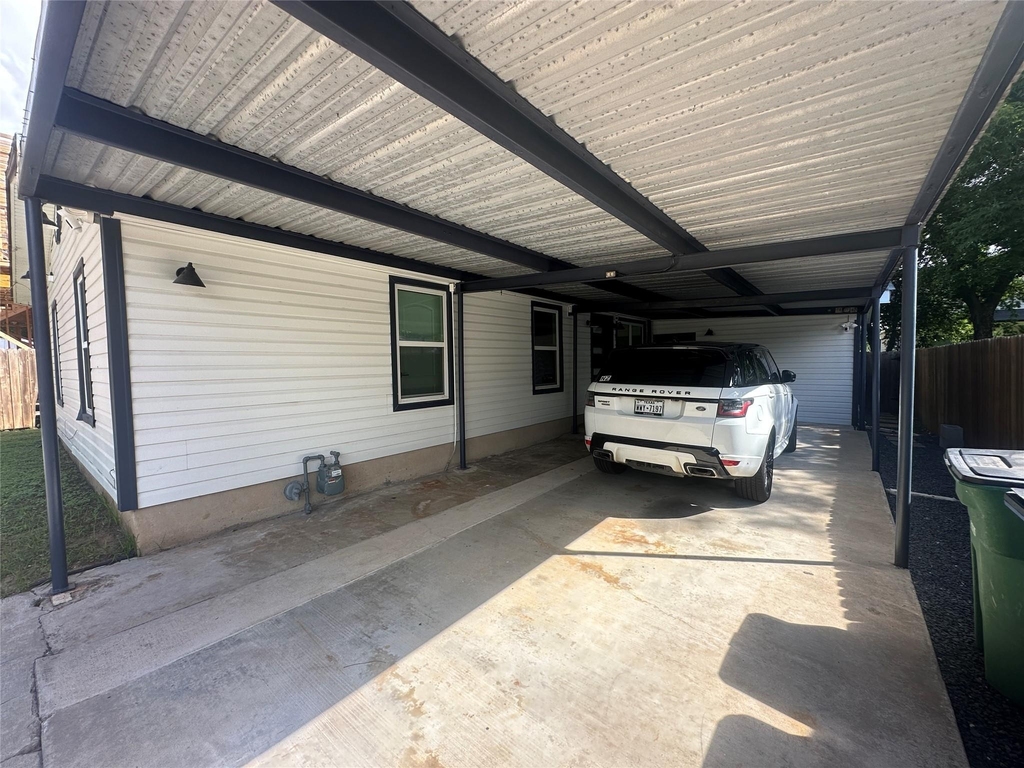 908 Plateau Cir - Photo 1