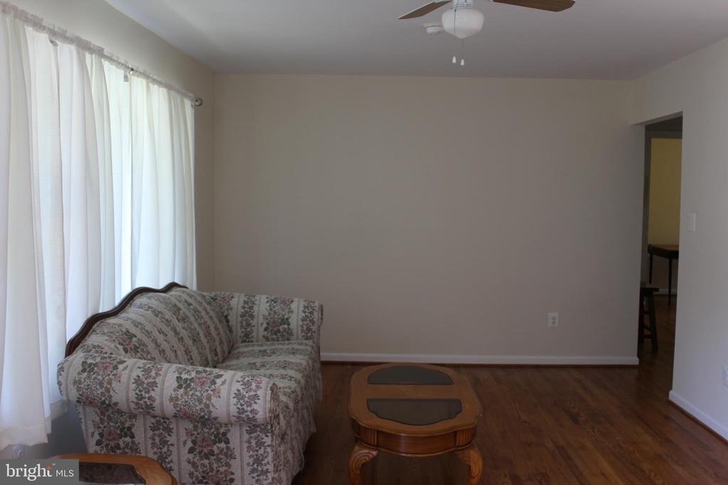 5409 75th Avenue - Photo 10