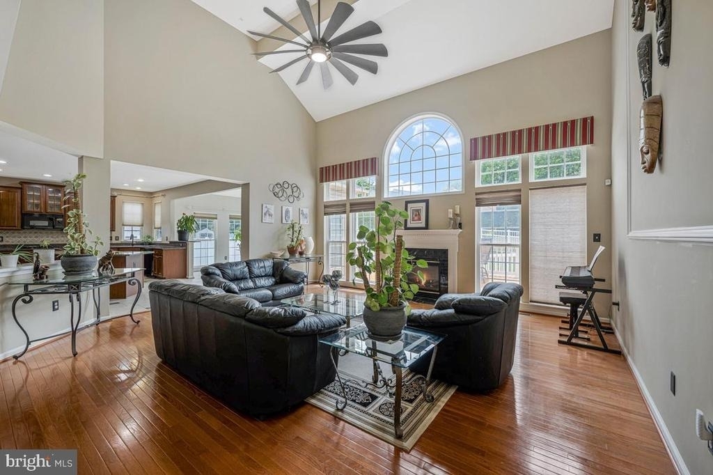 1117 Horizon View Place - Photo 16