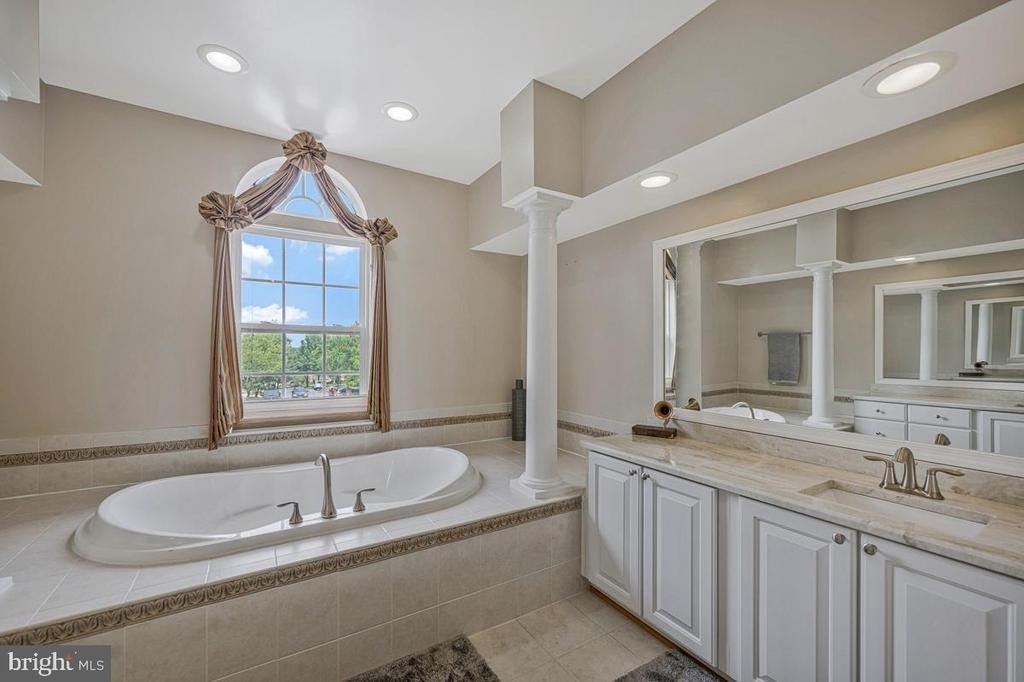 1117 Horizon View Place - Photo 38