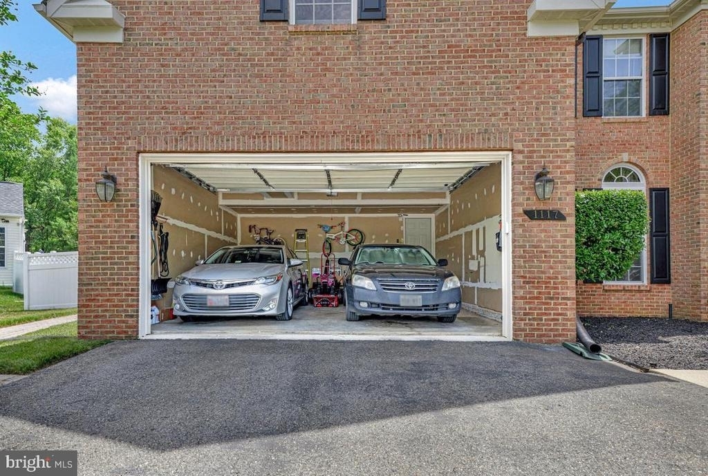 1117 Horizon View Place - Photo 2