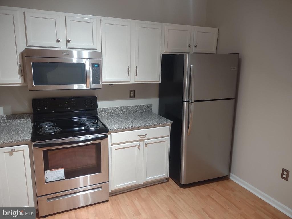 16604 Eastview Terrace - Photo 6