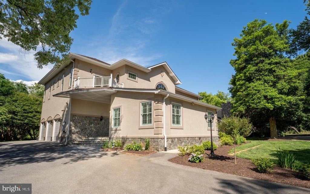 10805 Glen Road - Photo 8