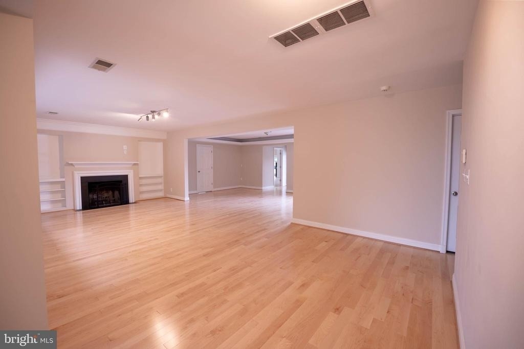 10805 Glen Road - Photo 14