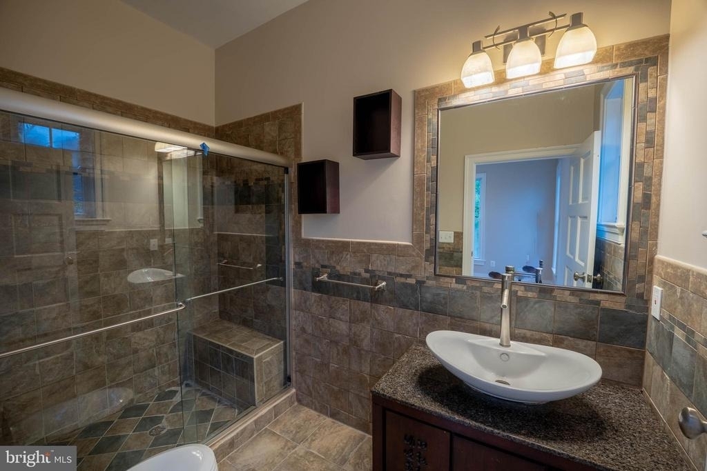 10805 Glen Road - Photo 36