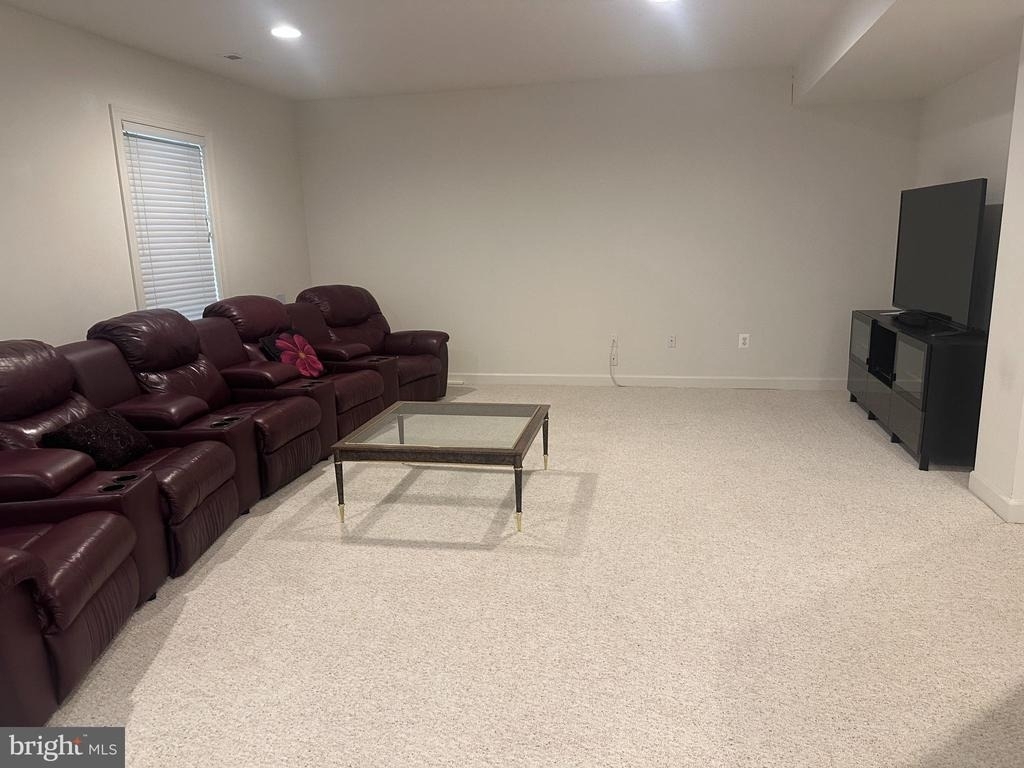 7505 Redland Park Place - Photo 1