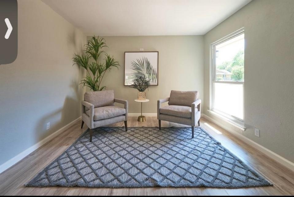 2207 Galway St - Photo 5