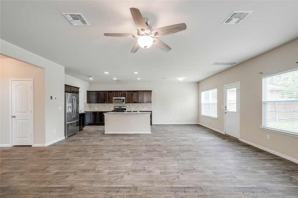2908 Tilmon Ln - Photo 2