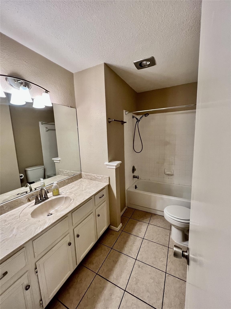 1101 Forest Oaks Path - Photo 15
