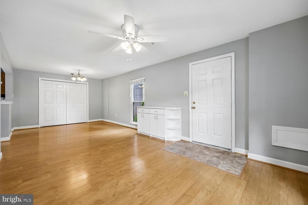7919 Foxcrest Court - Photo 8