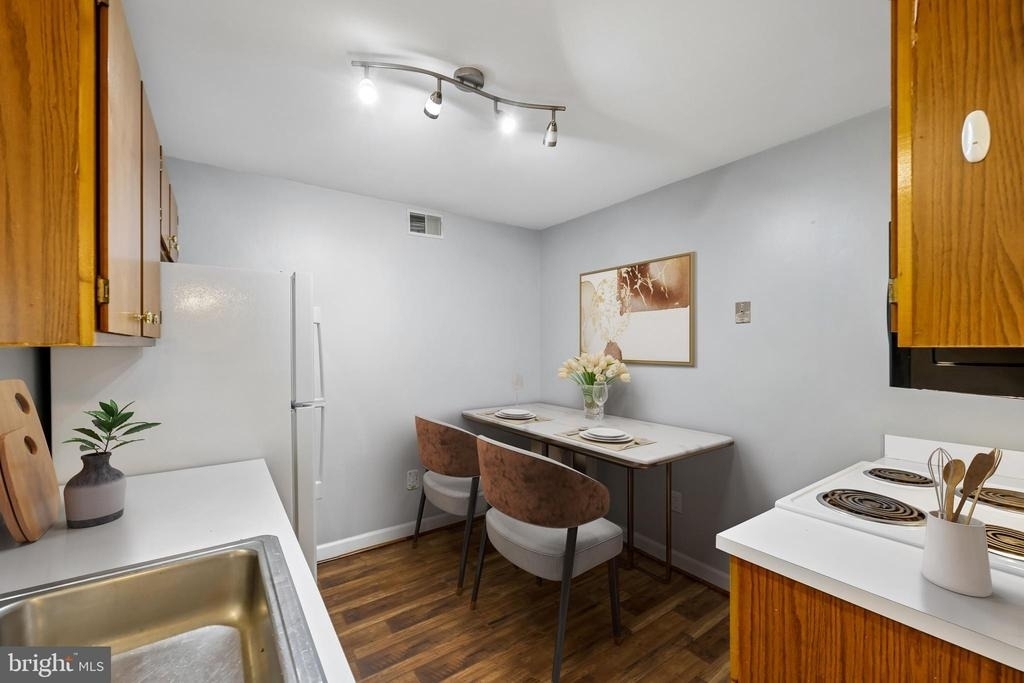 7919 Foxcrest Court - Photo 42