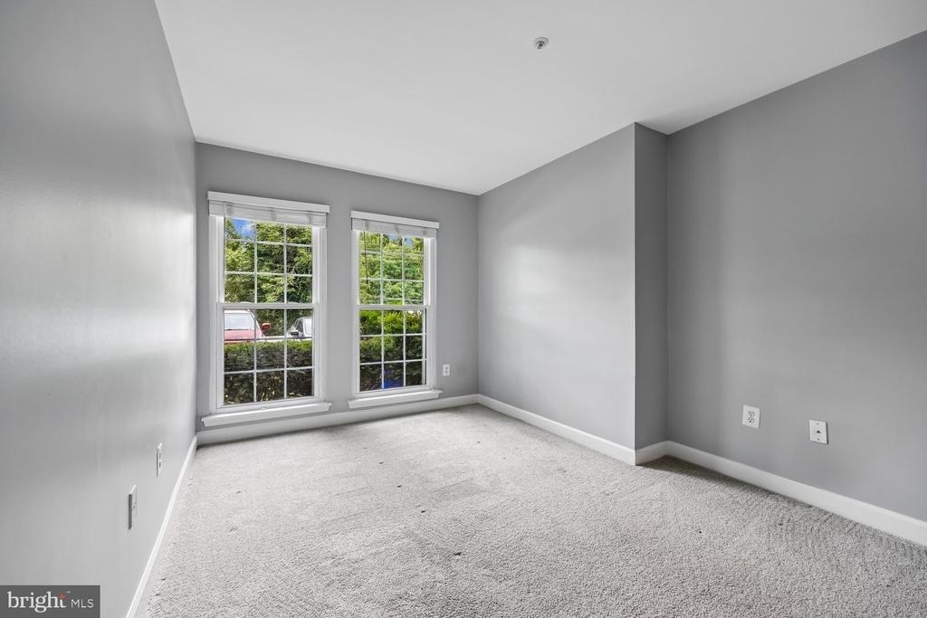 7919 Foxcrest Court - Photo 24