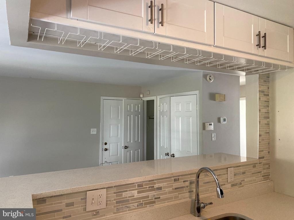11767 Carriage House Drive - Photo 9