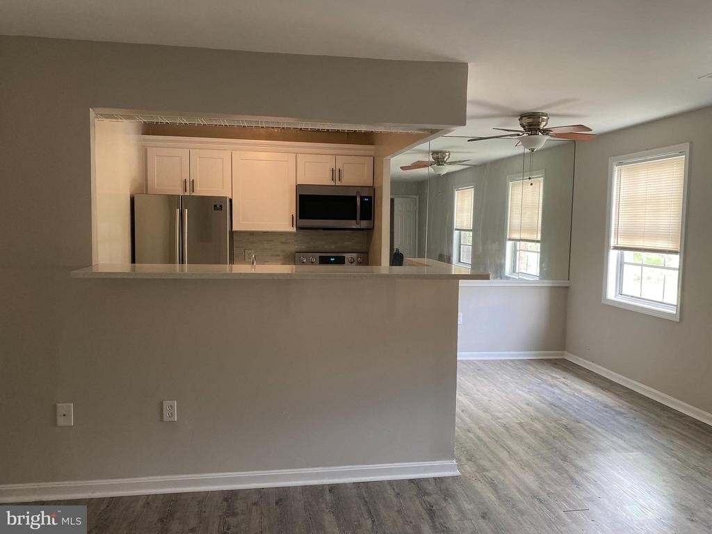 11767 Carriage House Drive - Photo 3