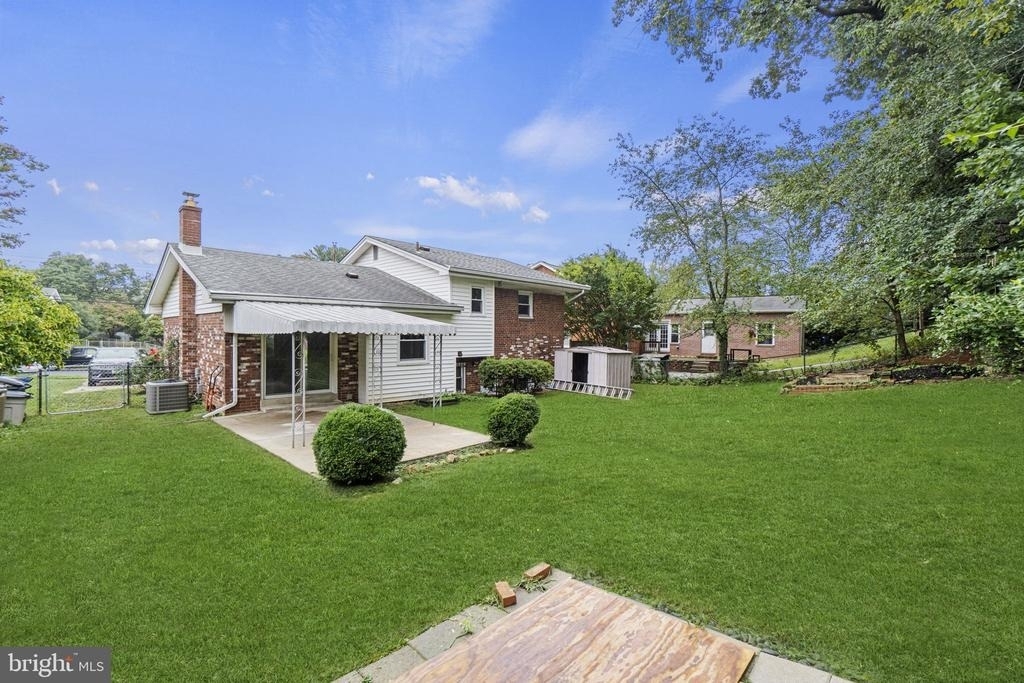 1110 Chiswell Lane - Photo 22