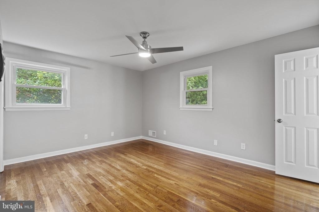 1110 Chiswell Lane - Photo 11