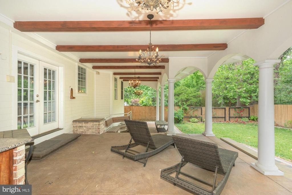 9715 Singleton Drive - Photo 34