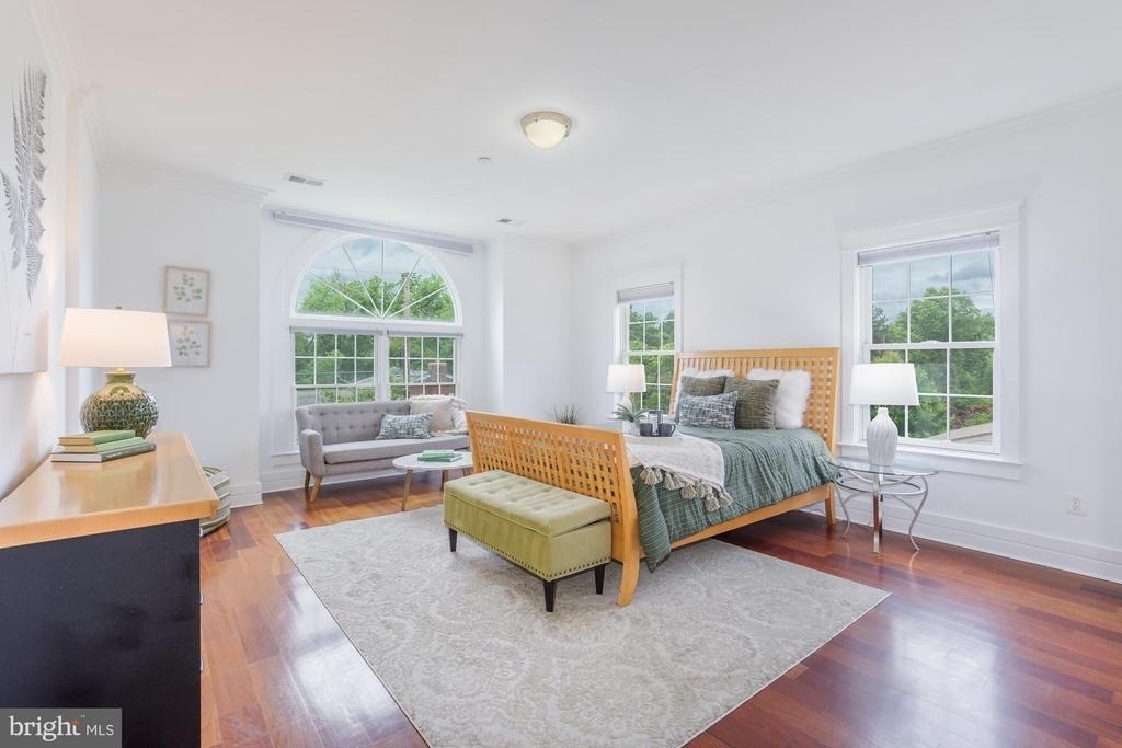 9715 Singleton Drive - Photo 21