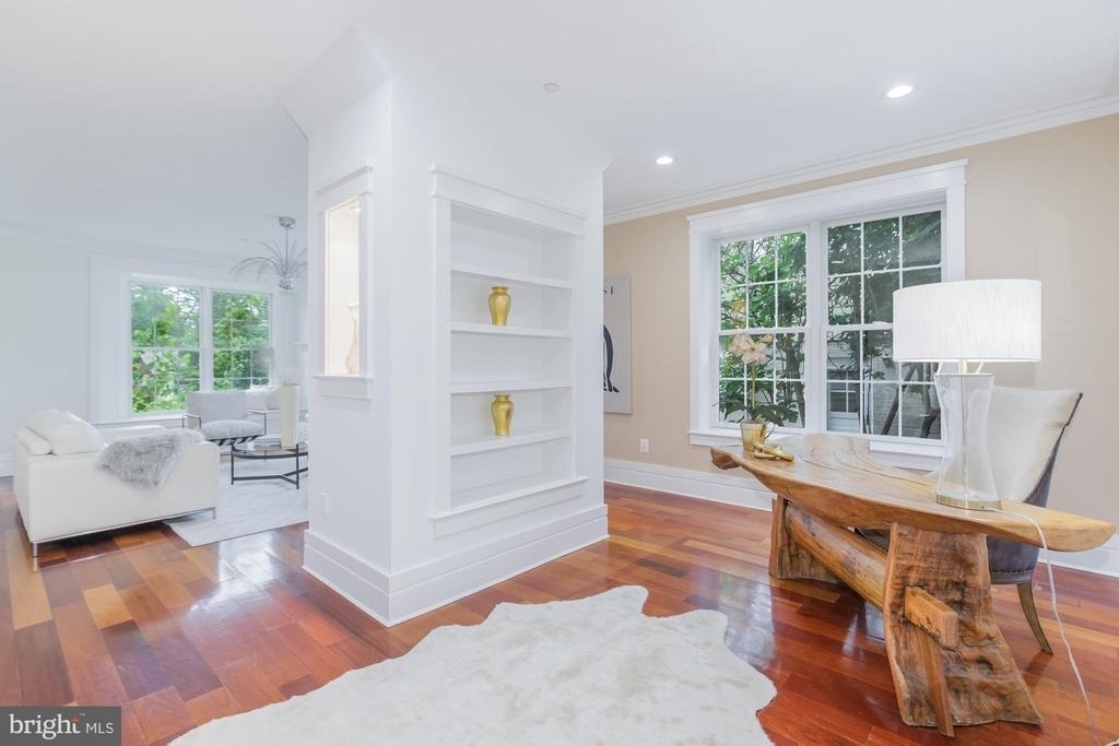 9715 Singleton Drive - Photo 12