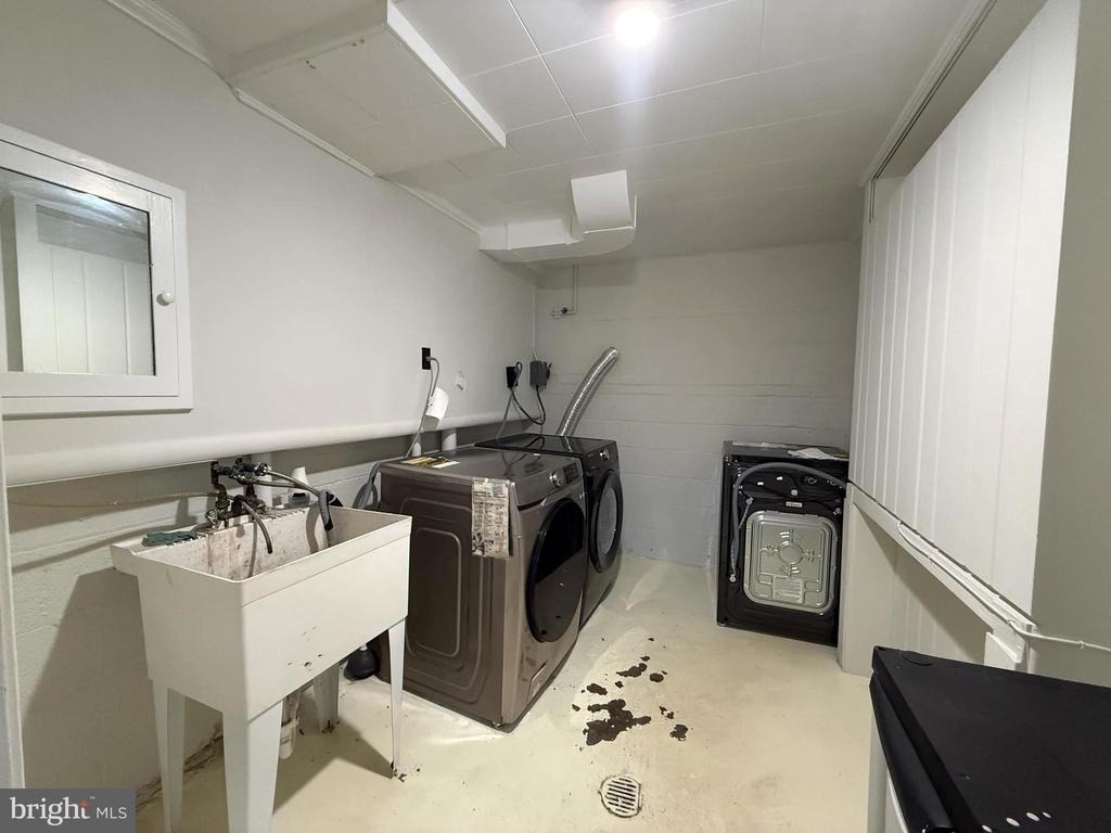 9209 E Parkhill Drive - Photo 18