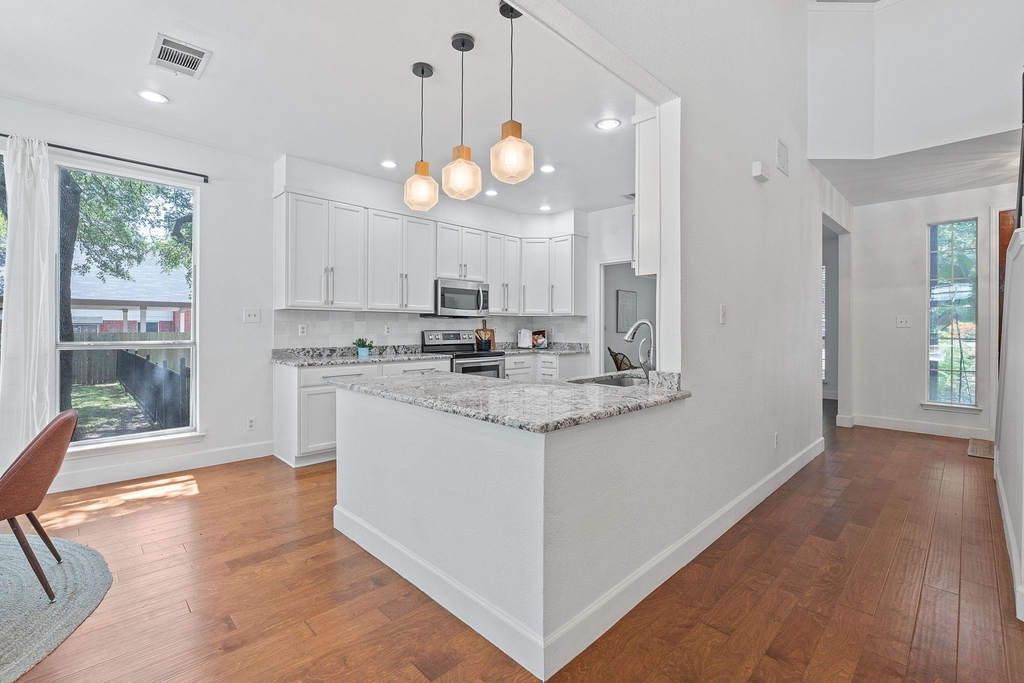 222 Primrose Dr - Photo 15