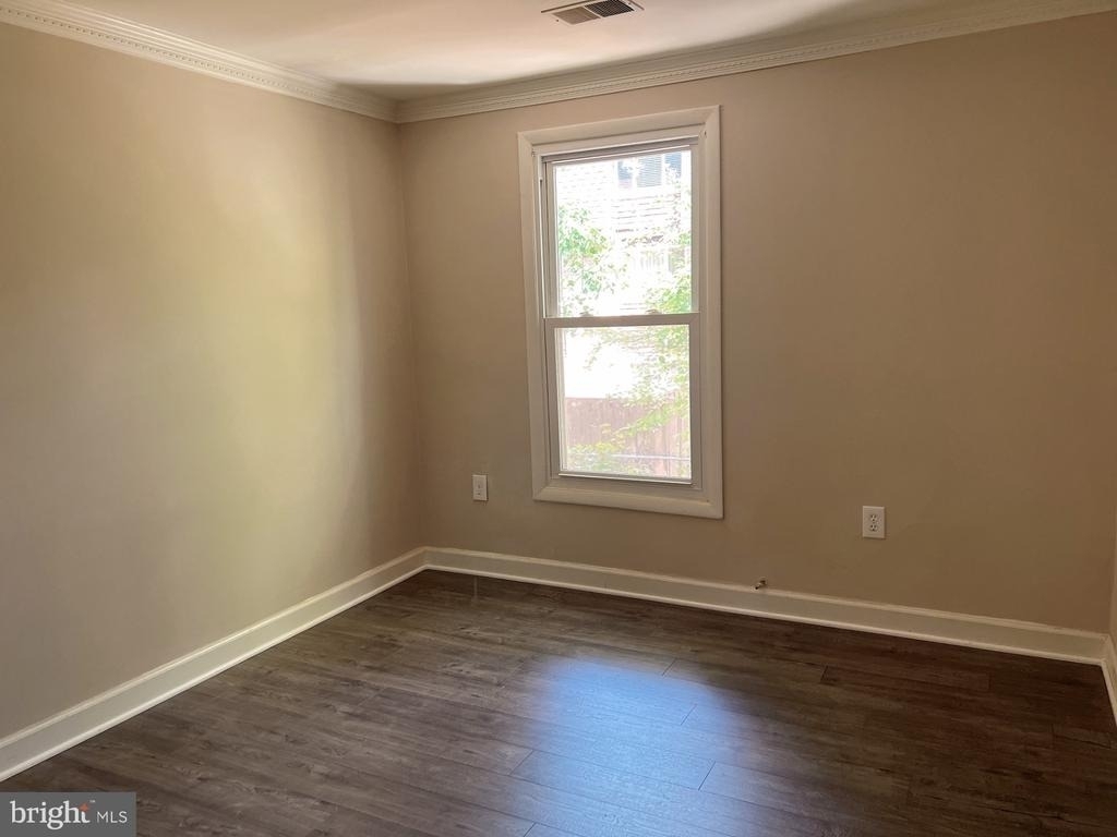 118 Middle Point Court - Photo 12