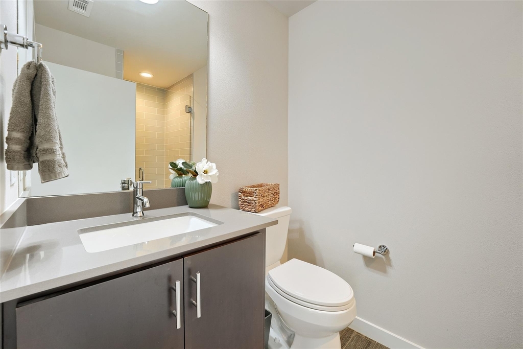 2301 Bluebonnet Ln - Photo 25