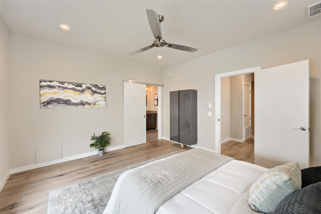 2301 Bluebonnet Ln - Photo 18