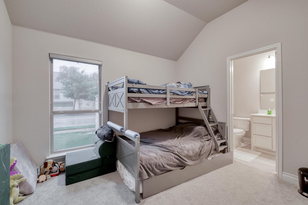 2424 Orchard Way - Photo 22